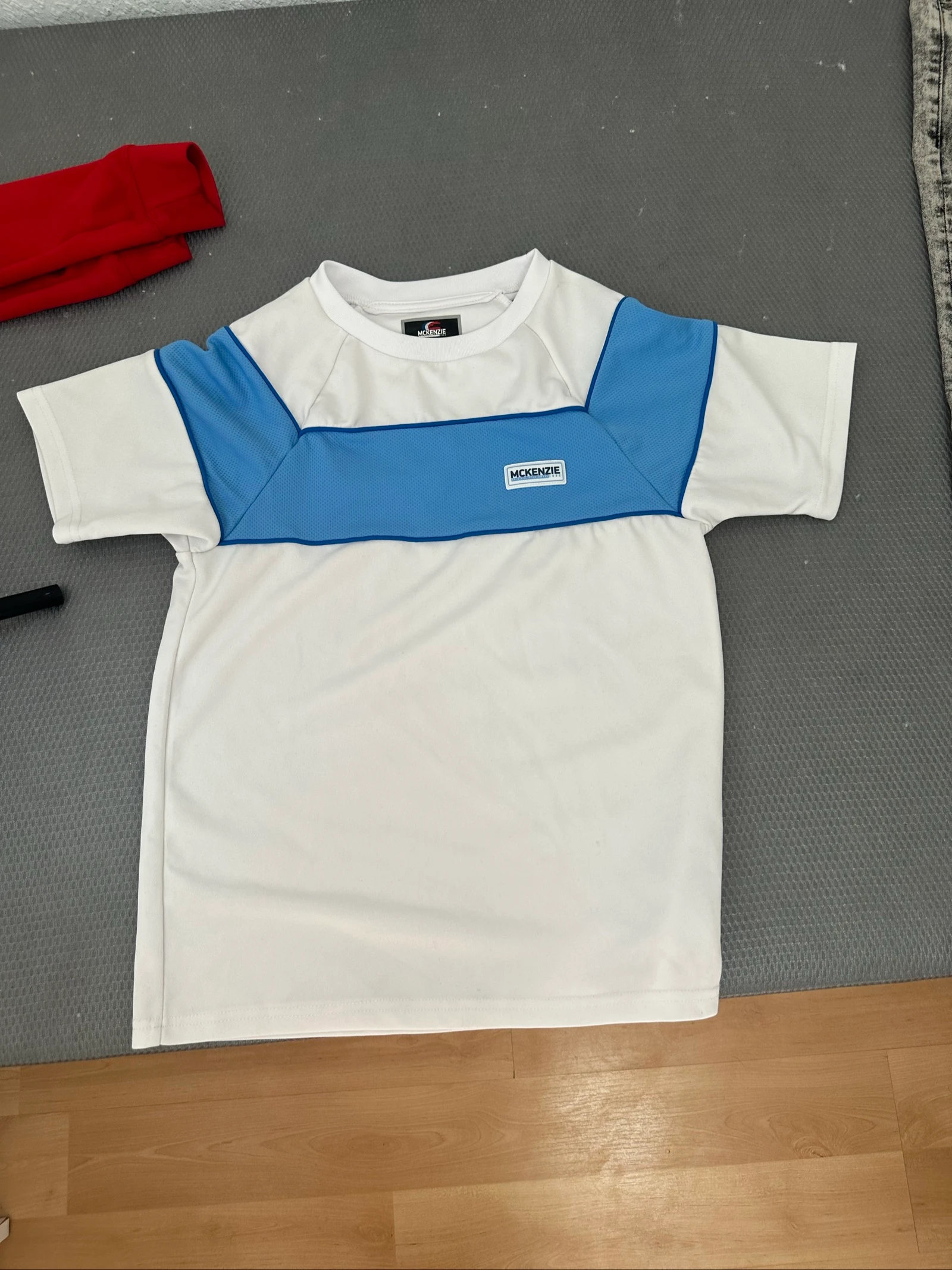 Camiseta mckenzie 